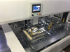 Automatische Abisoliermaschine für Papierschachteln mit drei Abisolierköpfen
